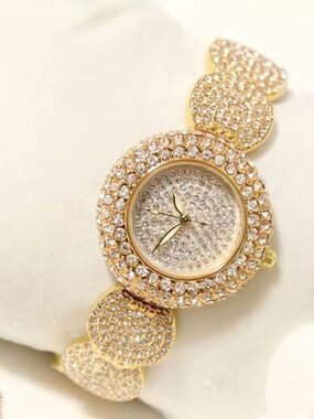 Women's bracelet watch